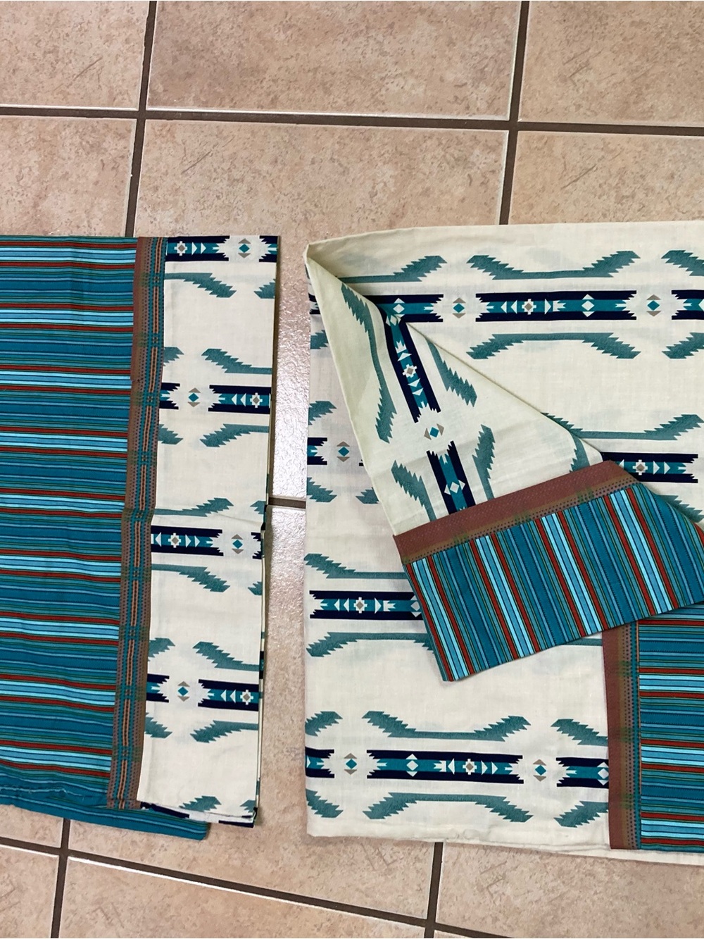Turquoise Aztec Pattern Pillowcases - Set of 2